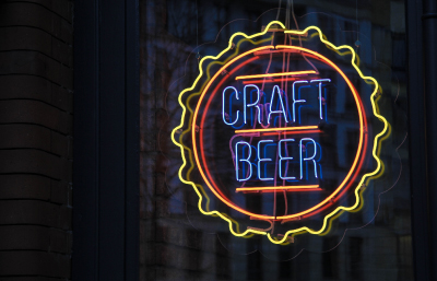 Craft-beer-tap-neon